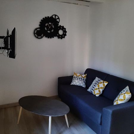 Le Petit Bois Apartment Niort Luaran gambar